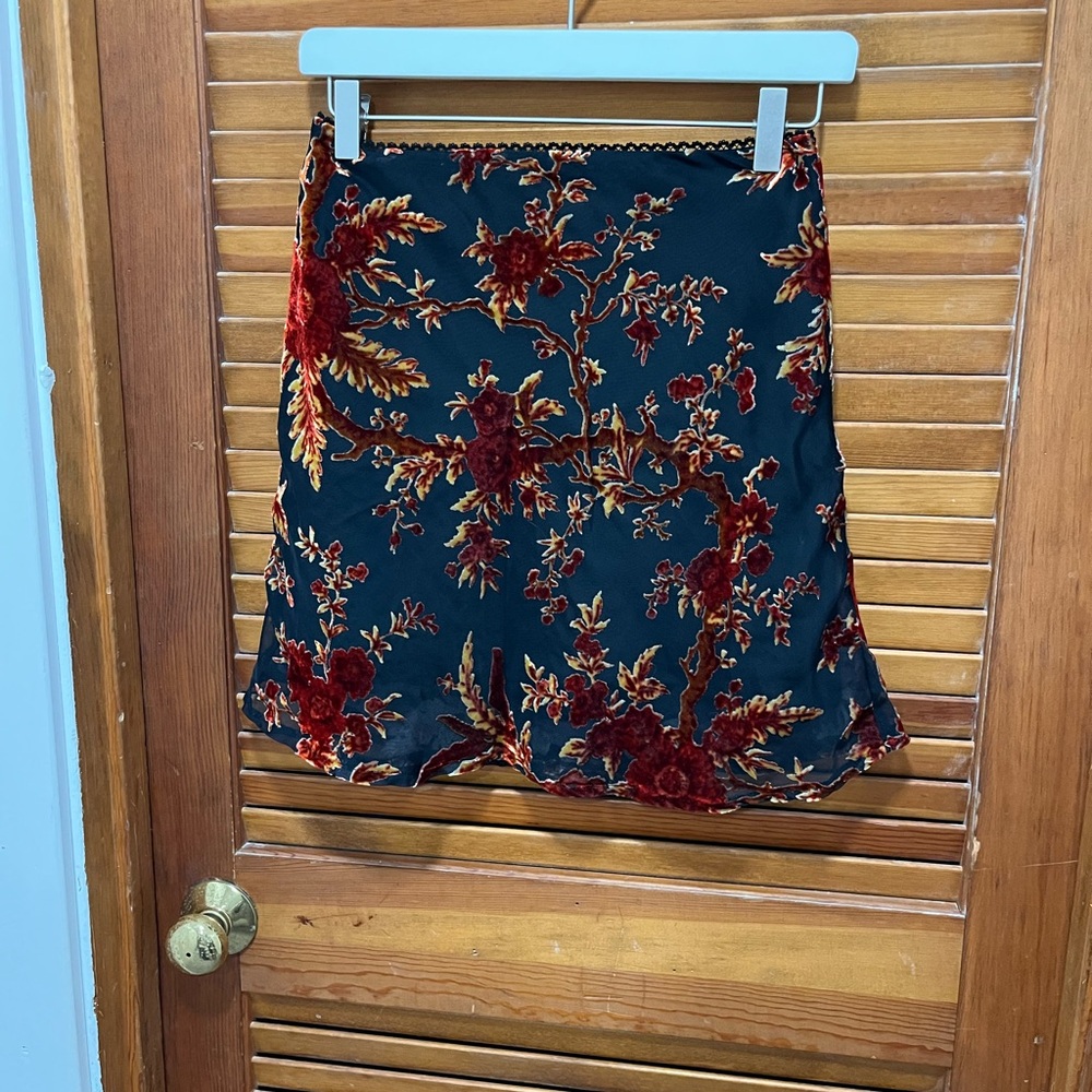 Princess Polly Black and Red Floral Mini Skirt